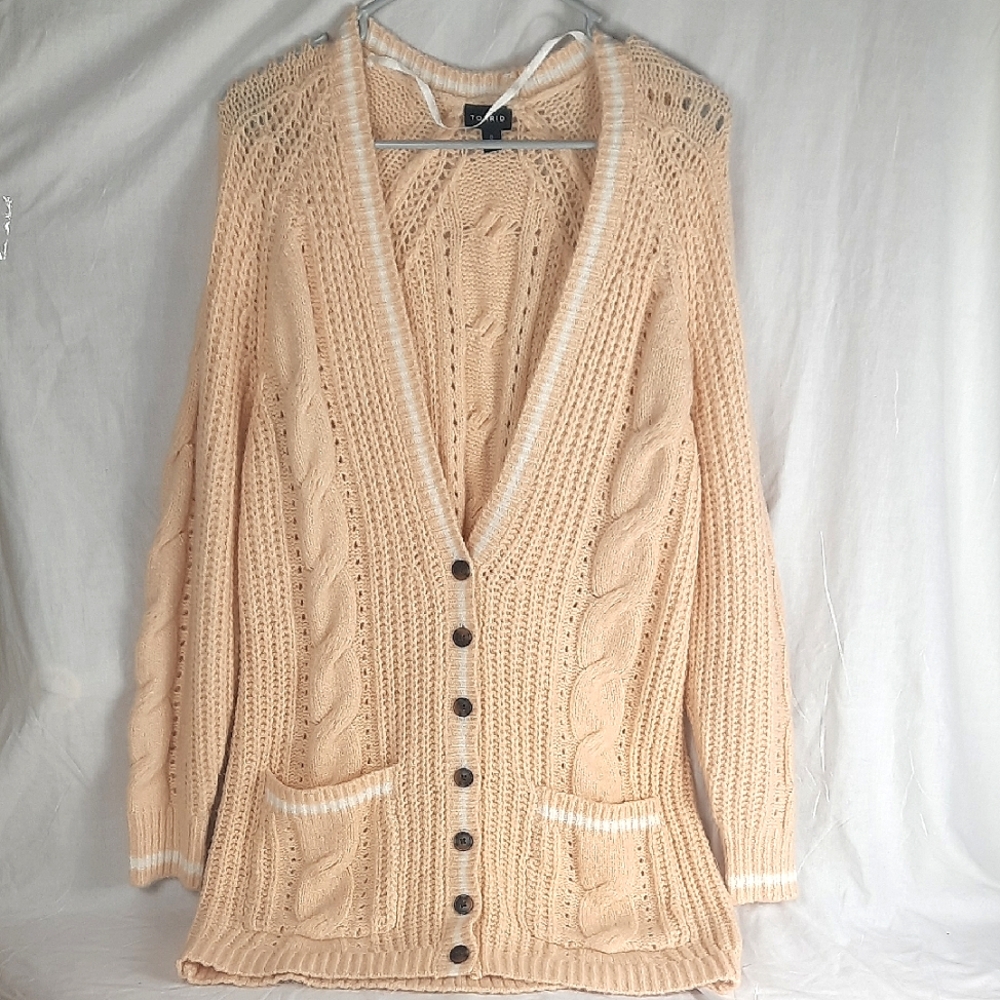 Torrid Women's Cable Knit Cardigan Sweater Jacket Size 0 Button Front Cream